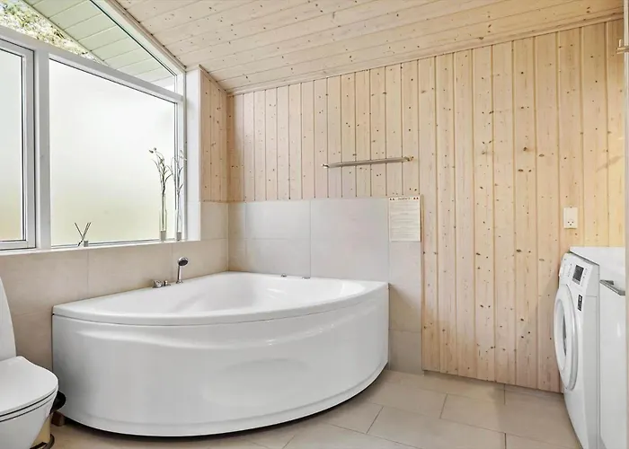 Дом отдыха Bl325-blokhus-lyngvej-11 *